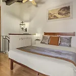 Pantheon Penthouse Apartman *