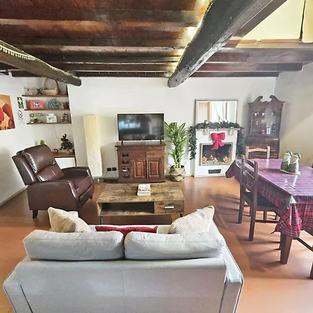 Pantheon Penthouse Apartment Rome