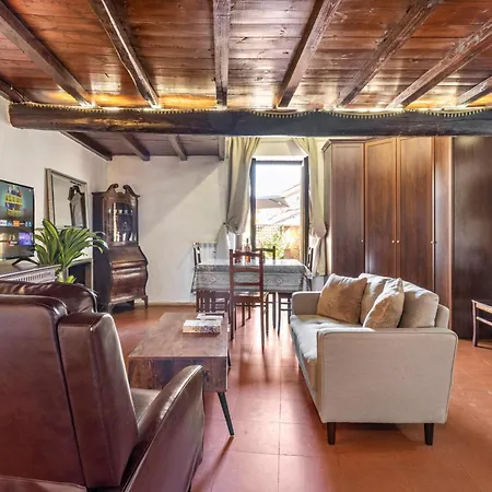 Pantheon Penthouse روما